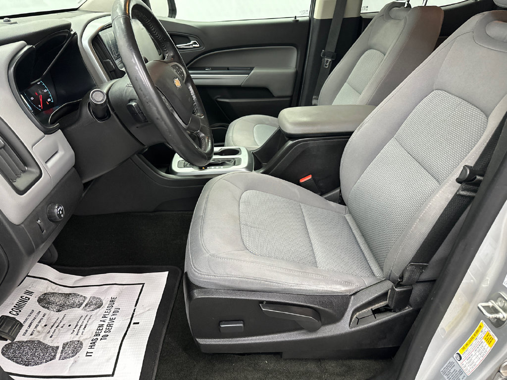 Used 2016 Chevrolet Colorado LT w/ LT Convenience Package RWD image 9