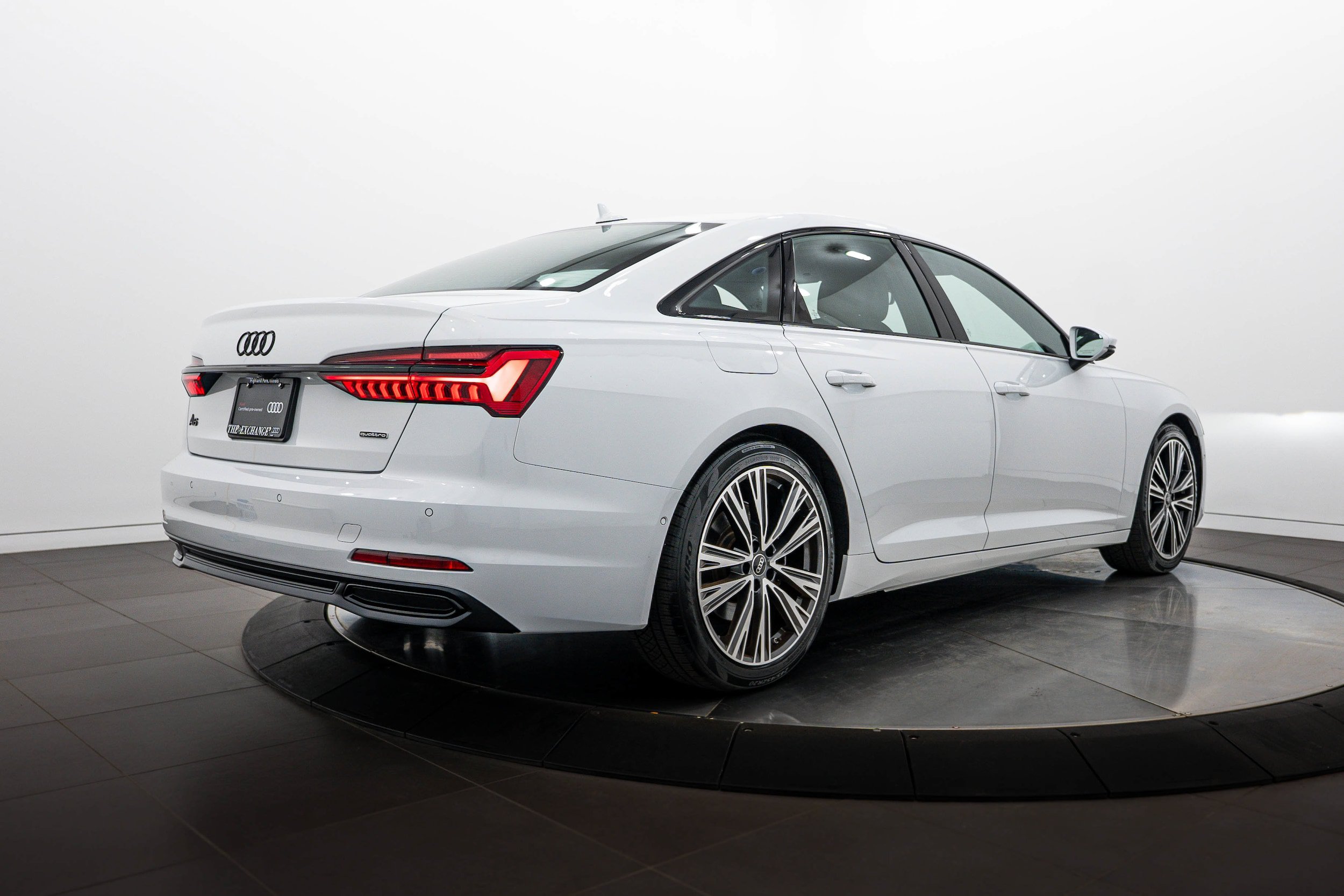 Certified 2023 Audi A6 2.0T Premium w/ Convenience Package AWD/4WD image 4