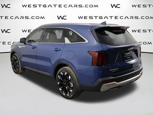 Used 2025 Kia Sorento EX FWD image 45