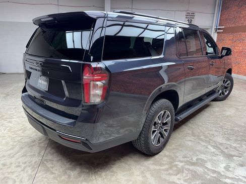 Used 2024 Chevrolet Suburban Z71 w/ Luxury Package image 5