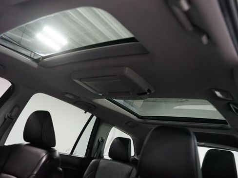 Used 2020 Honda Pilot Elite image 35