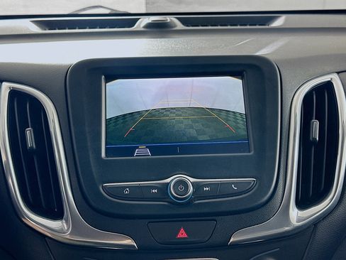 Used 2019 Chevrolet Equinox LT w/ LPO, Blackout Package FWD image 21