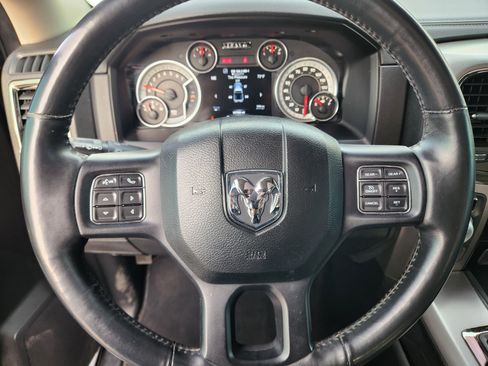 Used 2015 RAM 1500 Sport w/ Black Ram 1500 Sport Group image 10