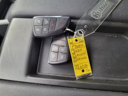 Used 2024 Chevrolet Silverado 1500 LT w/ Protection Package image 26