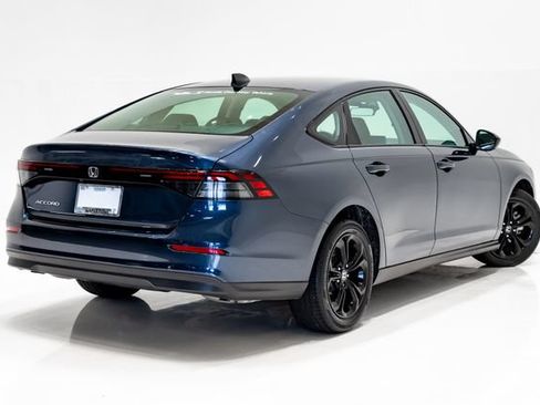 Used 2025 Honda Accord SE image 26