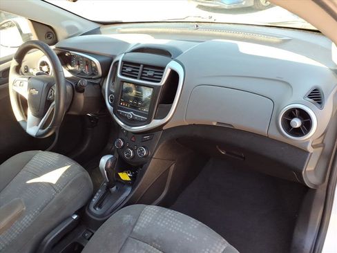 Used 2019 Chevrolet Sonic LT image 17