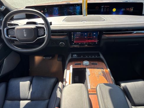 New 2025 Lincoln Navigator L Black Label image 29