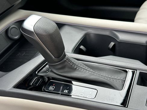 New 2026 Nissan Sentra SL w/ Floor Mat Package FWD image 33