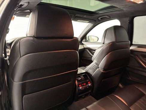 Used 2016 BMW M5 RWD image 23