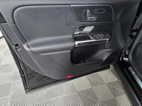 Used 2024 Mercedes-Benz EQB 300 4MATIC w/ Winter Package image 9