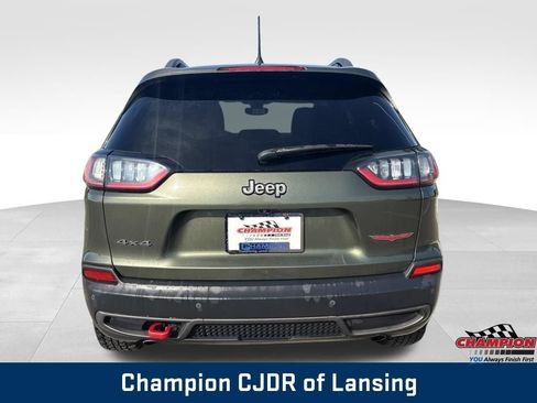 Used 2020 Jeep Cherokee Trailhawk w/ Cold Weather Group AWD/4WD image 7