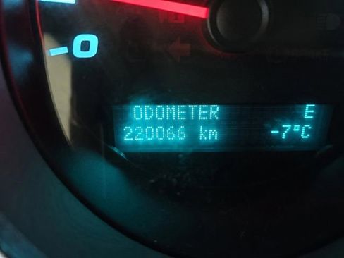 Used 2014 GMC Sierra 3500 SLE image 6