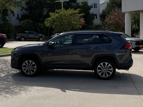 Used 2023 Toyota RAV4 XLE Premium FWD image 3