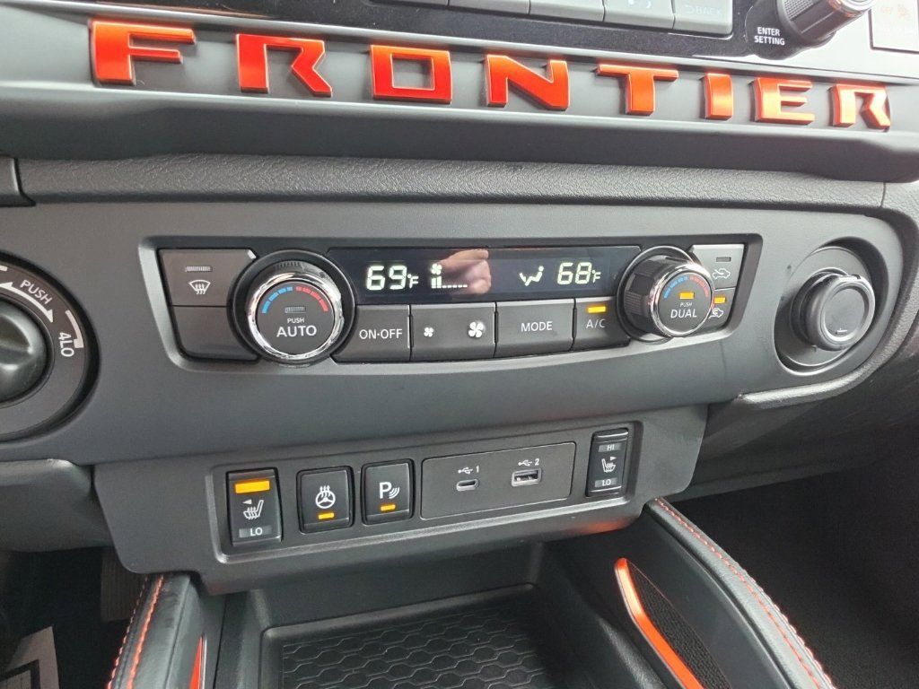 Used 2026 Nissan Frontier PRO-4X AWD/4WD image 16