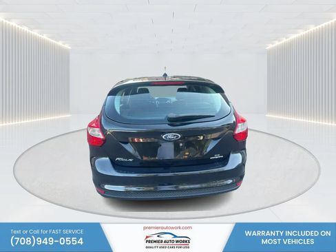 Used 2013 Ford Focus SE FWD image 5