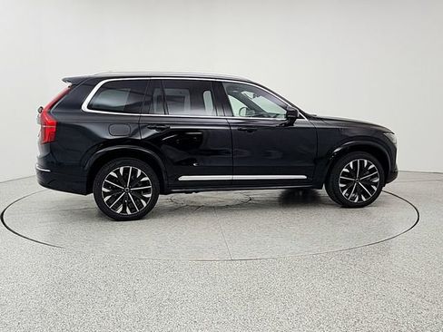 New 2026 Volvo XC90 T8 Plus w/ Protection Package Premier AWD/4WD image 4