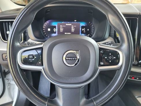 Used 2022 Volvo XC60 B6 Inscription w/ Advanced Package image 23