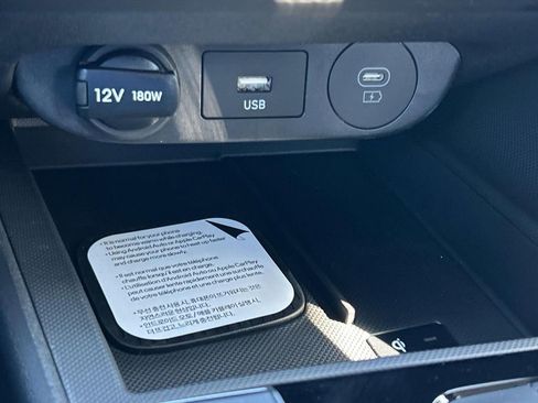 New 2026 Hyundai Elantra Limited image 31