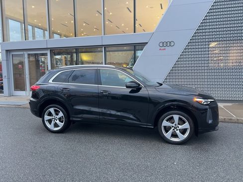 Used 2025 Audi Q5 Premium Plus image 13