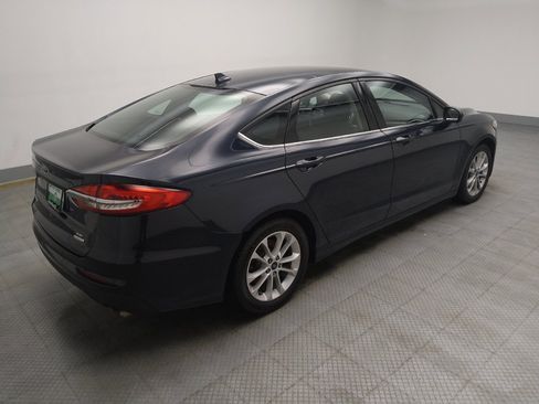 Used 2020 Ford Fusion SE FWD image 10