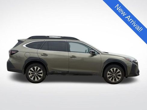 Certified 2025 Subaru Outback Limited AWD/4WD image 8