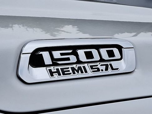 Used 2019 RAM 1500 Big Horn AWD/4WD image 30