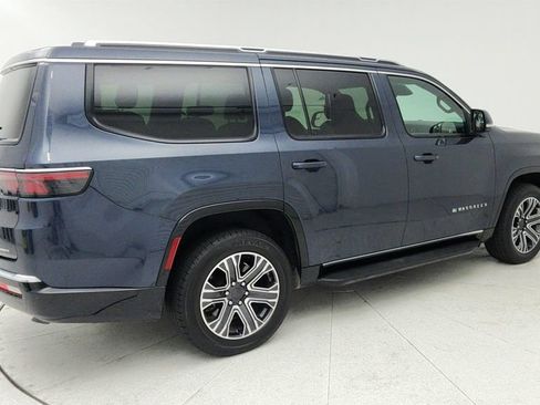 Used 2024 Jeep Wagoneer Series II AWD/4WD image 7
