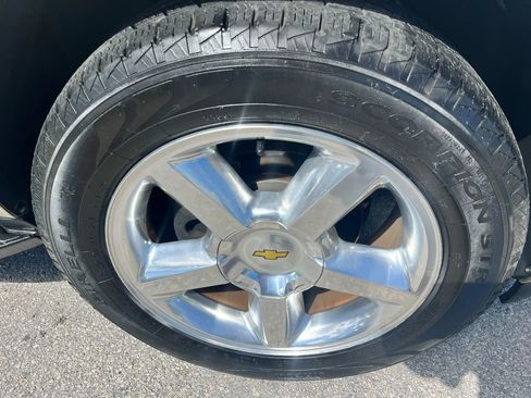 Used 2009 Chevrolet Tahoe LT image 12