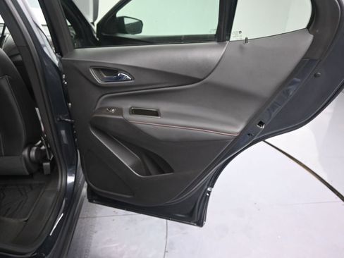 Used 2023 Chevrolet Equinox RS image 21