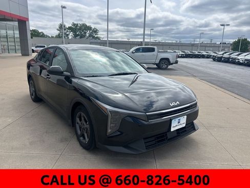 Used 2025 Kia K4 FWD image 4