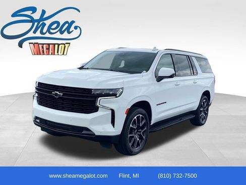 Used 2024 Chevrolet Suburban RST w/ Luxury Package AWD/4WD image 1