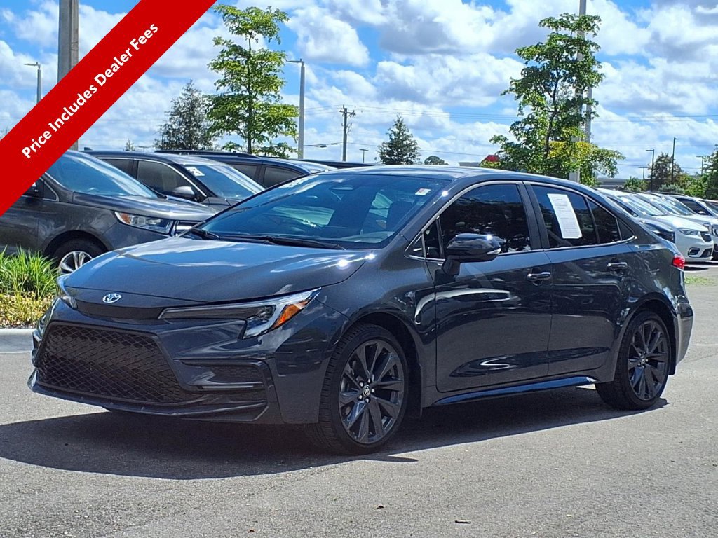 Used 2026 Toyota Corolla SE FWD image 4
