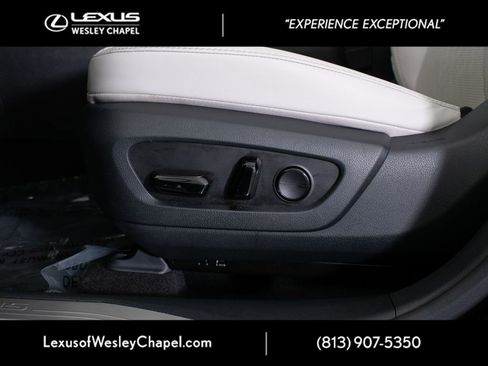 Used 2025 Lexus RX 350 Premium Plus w/ Convenience Package FWD image 23
