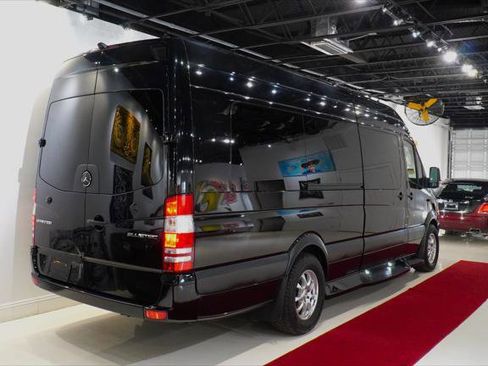Used 2016 Mercedes-Benz Sprinter 2500 image 5