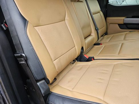 Used 2024 Ford F250 Lariat w/ Chrome Package image 28