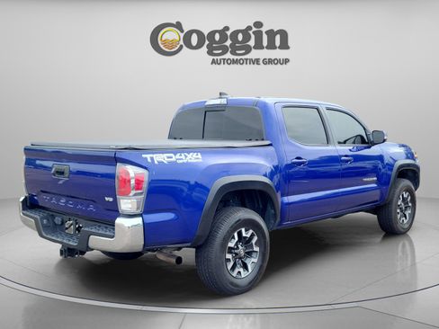 Used 2022 Toyota Tacoma TRD Off-Road AWD/4WD image 5