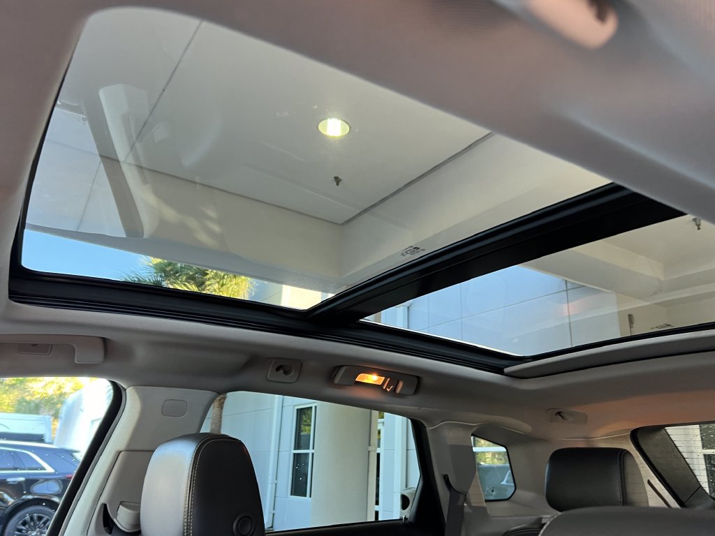 Used 2015 Cadillac SRX Performance w/ Driver Awareness Package AWD/4WD image 11