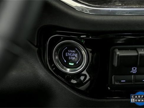 Used 2025 Chevrolet Silverado 1500 LTZ image 18