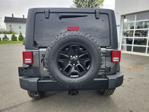 Used 2018 Jeep Wrangler Unlimited Sport AWD/4WD image 13