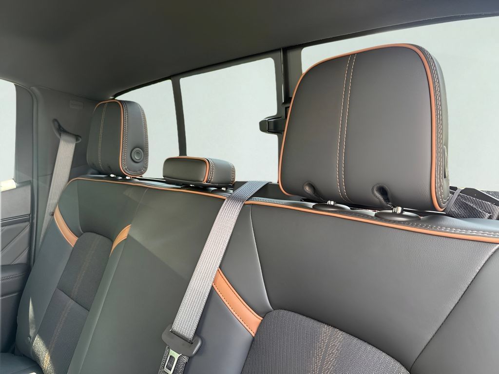 New 2026 GMC Canyon AT4 AWD/4WD image 24