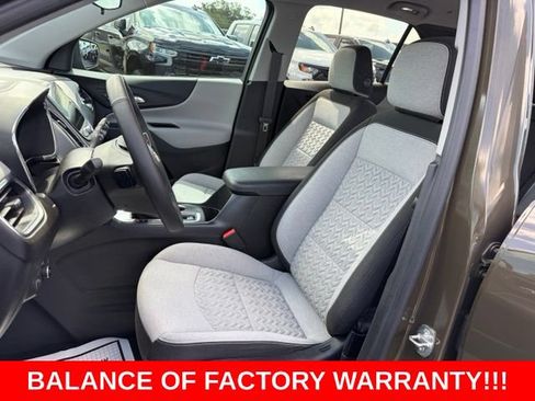 Used 2024 Chevrolet Equinox LT FWD image 14