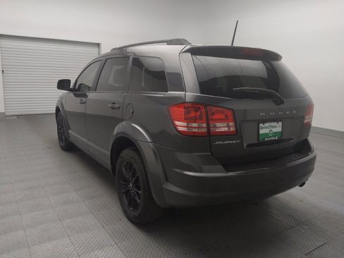Used 2020 Dodge Journey SE w/ Blacktop Package image 5