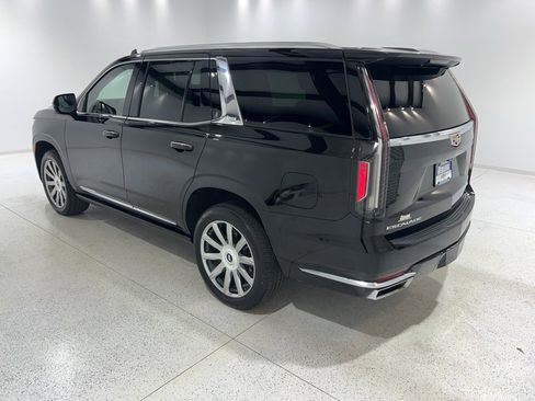 Used 2023 Cadillac Escalade Premium Luxury Platinum image 3