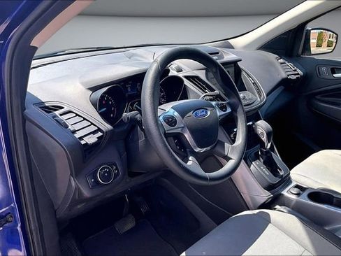 Used 2016 Ford Escape SE w/ Equipment Group 201A FWD image 17