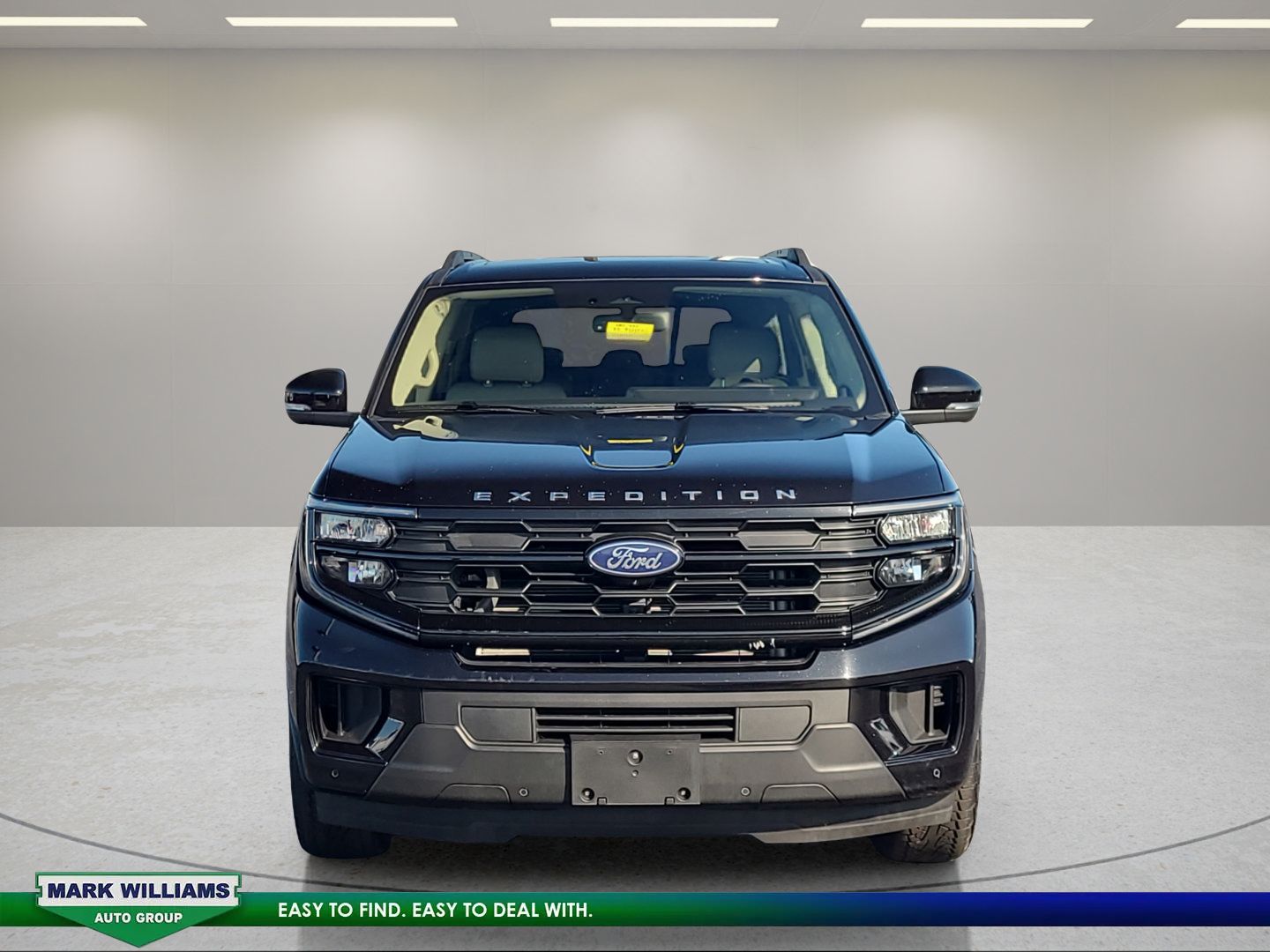 Used 2025 Ford Expedition Active AWD/4WD image 9
