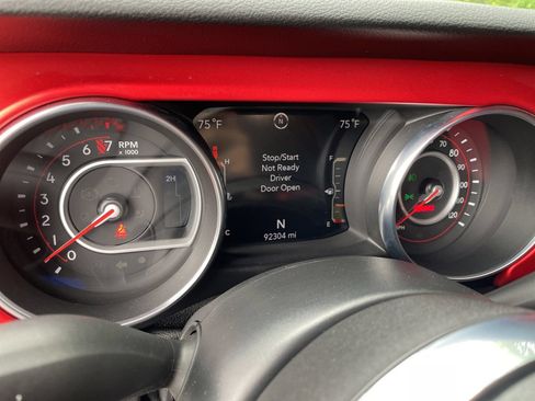 Used 2020 Jeep Wrangler Unlimited Rubicon AWD/4WD image 23
