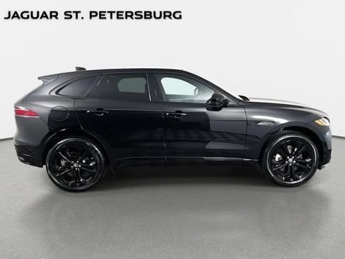 New 2026 Jaguar F-PACE R-Dynamic S image 4
