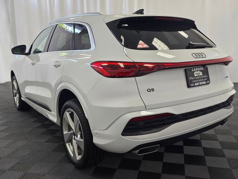Used 2025 Audi Q5 Premium Plus w/ Premium Plus image 4