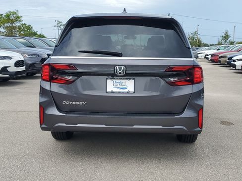New 2026 Honda Odyssey EX-L image 5