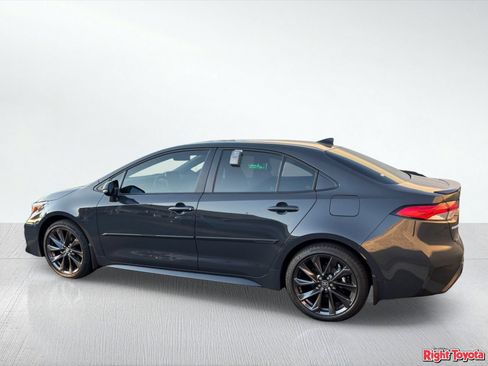 Certified 2026 Toyota Corolla SE w/ SE Package FWD image 3